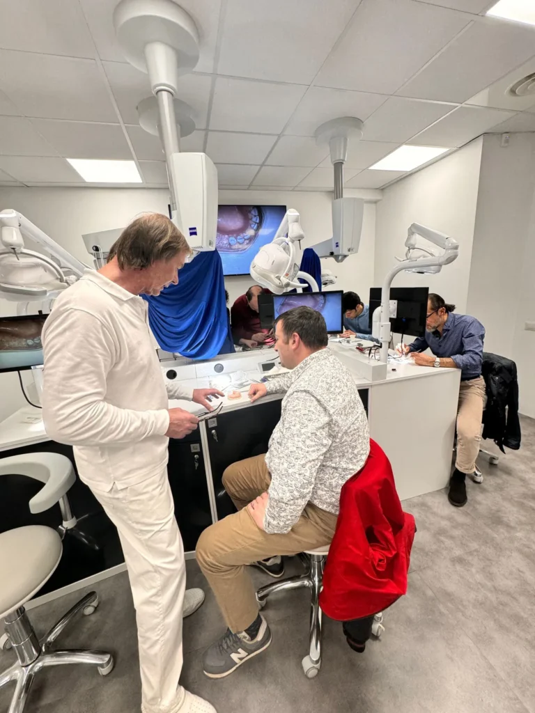 The 5 Day Master Program On Guided Bone Regeneration & Soft Tissue Management Course 1