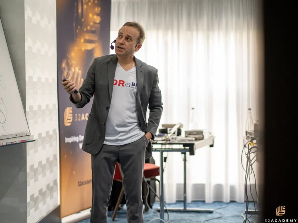 Immediate Dentoalveolar Restoration Course 4